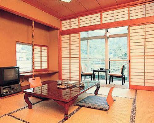 Izumiya Ryokan Uonuma Exteriér fotografie